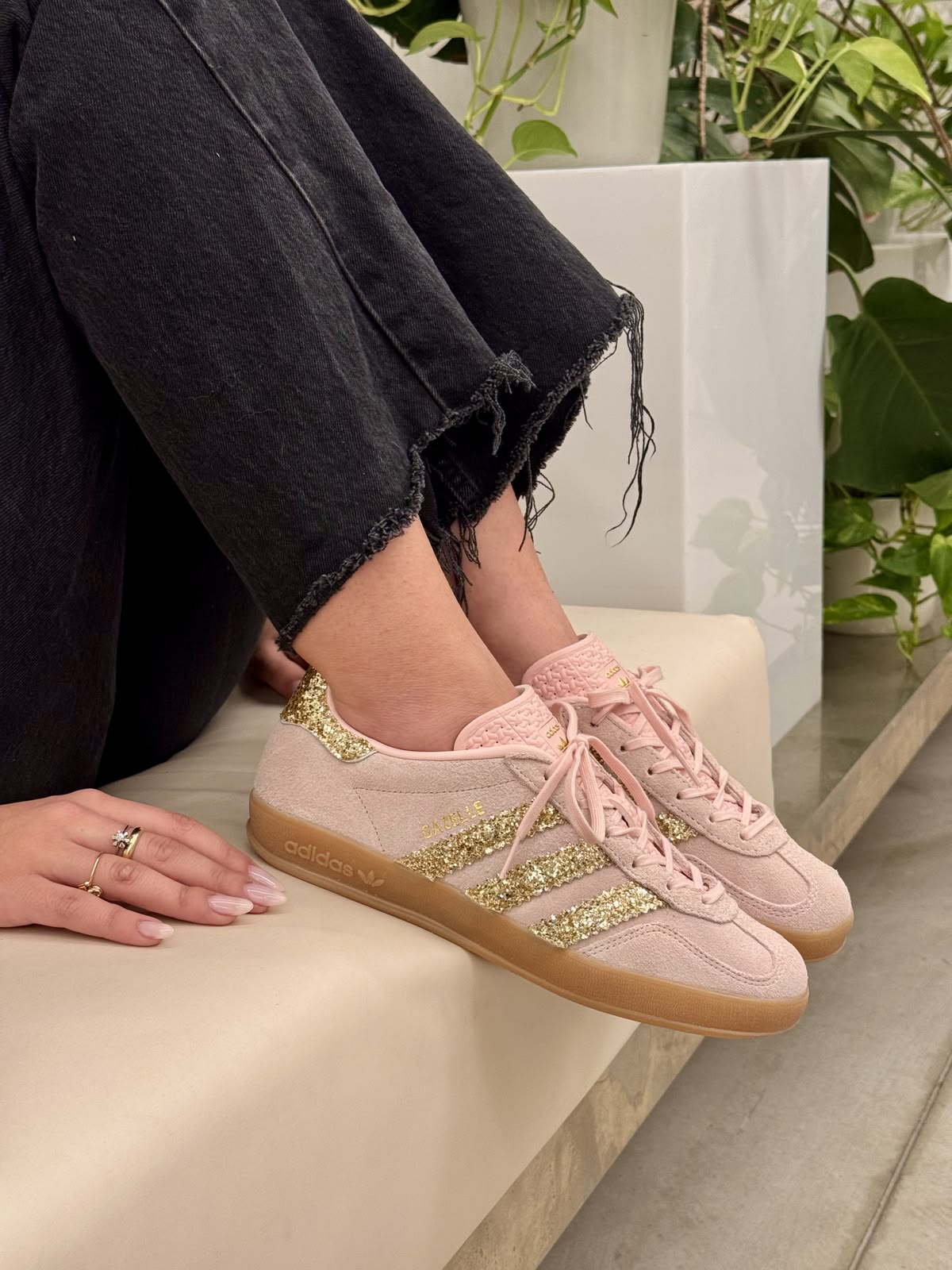 Retro & Street →